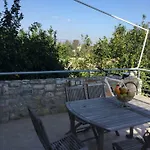 Seafront ιι In Kiveri, Near Nafplion. Apartmán