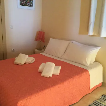Apartment Seafront ιι In Kiveri, Near Nafplion. Kiveri