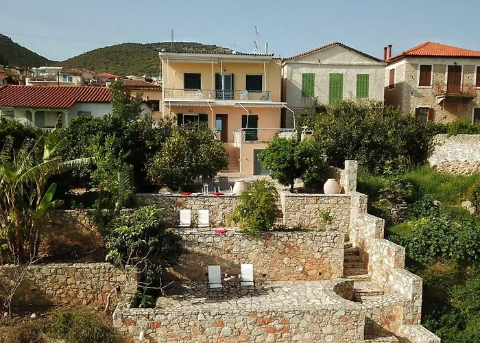 Seafront ιι In Kiveri, Near Nafplion. Apartament